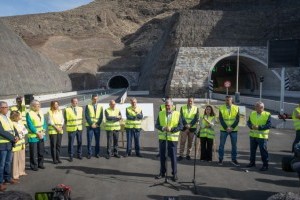 Fortschritt: Autobahn La Aldea - Tunnel Faneque