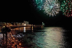 Partystimmung beim Fischerfest in Arinaga - Vara de Pescao