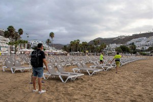 Neue Strandliegen für San Bartolomé de Tirajana