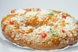 KASTEN: Roscón de Reyes – Dreikönigskuchen