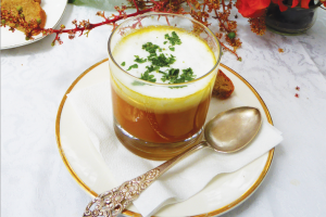 Mango-Karotte-Chilli-Suppe